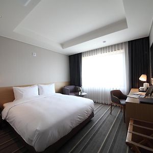 Superior Double Room Check at 1800